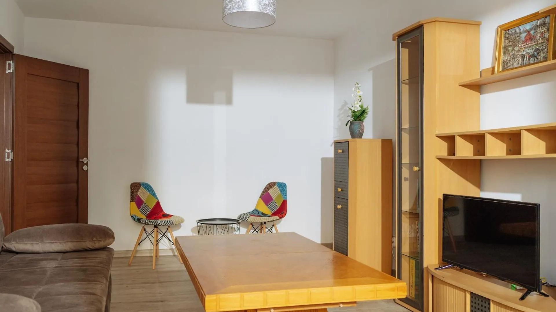 The Hidden Gem Apartment Bucharest 0*,